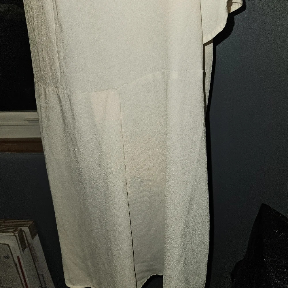 Lane Bryant Womans Short Sleeve White Blouse Size 22/24 - Picture 11 of 12